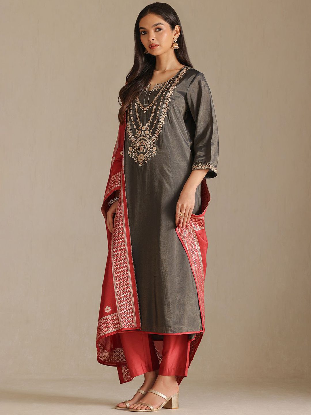 Dhiyona SO Women's Floral Embroidered Notch Neck A-Line Kurta With Trousers And Dupatta