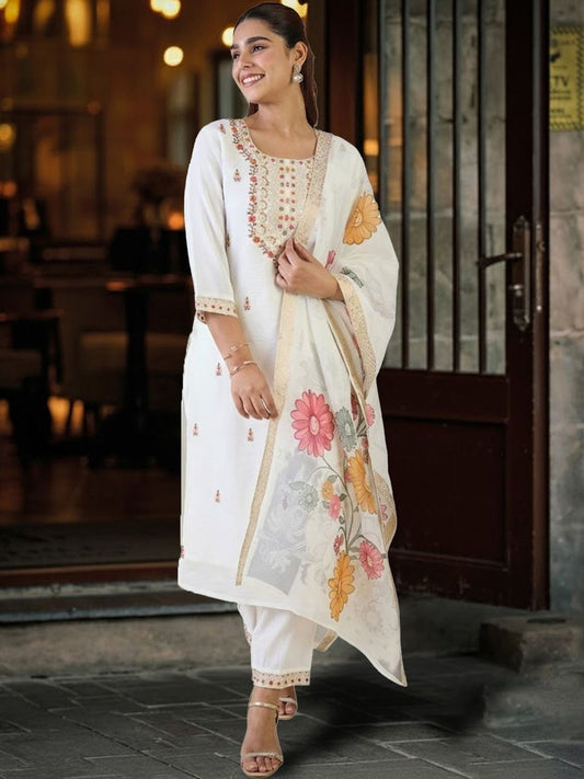Women Floral Embroidered Regular Thread Work Kurta with Trousers & With Dupatta