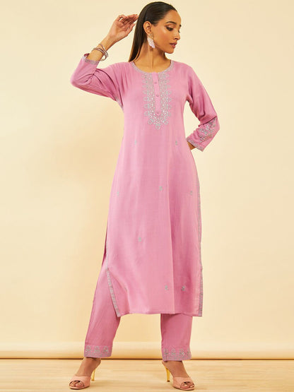 Dhiyona SO Women's Floral Embroidered Round Neck Three-Quarter Sleeves Kurta with Trousers