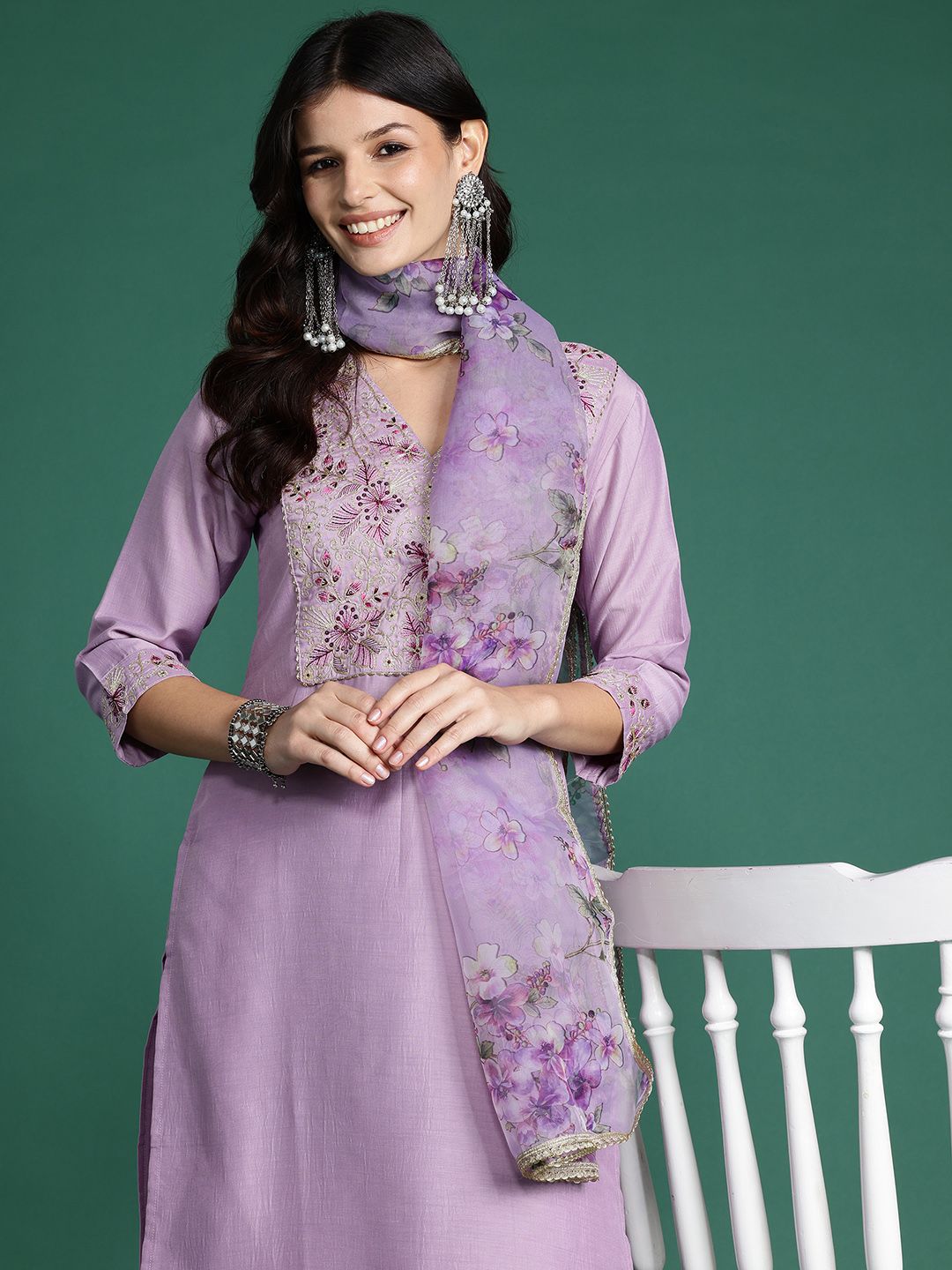 Dhiyona IE Ethnic Motifs Embroidered Kurta with Trousers & With Dupatta