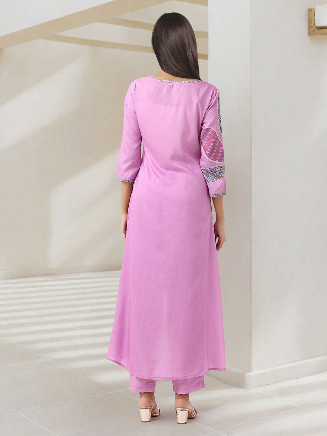 Dhiyona IS Women's Floral Printed Boat Neck A-Line Kurta With Trousers