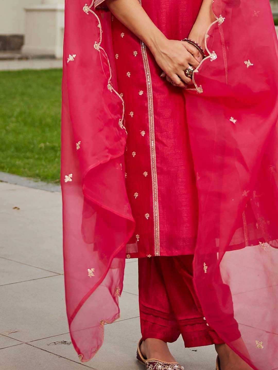 Women Ethnic Motifs Embroidered Panelled Kurta with Trousers & With Dupatta