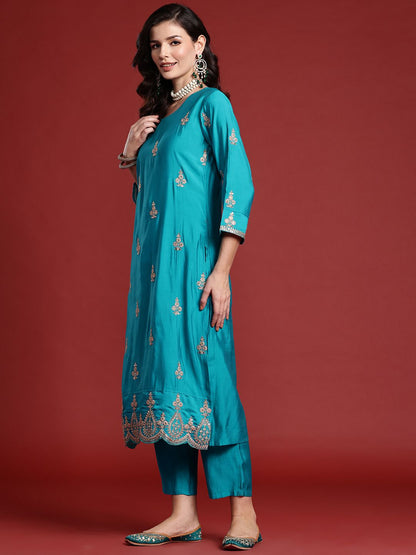 Ethnic Motifs Embroidered Sequinned Kurta With Trousers & Dupatta
