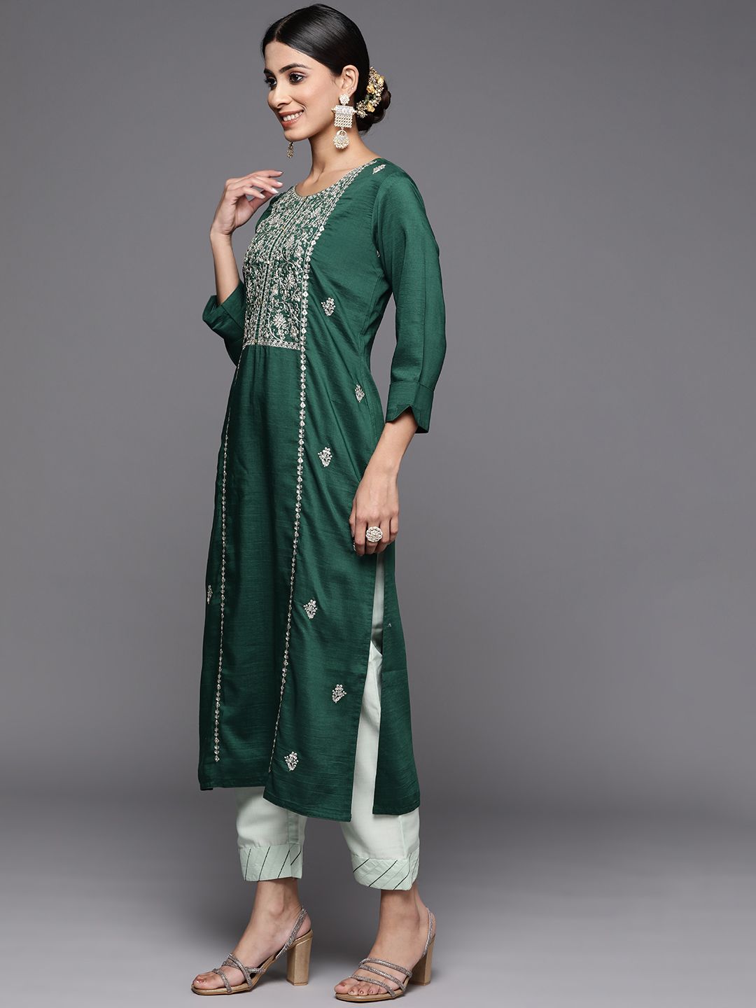 Dhiyona VA Women's Green Ethnic Motifs Yoke Design Gotta Patti Pure Cotton Kurta with Trousers & With Dupatta
