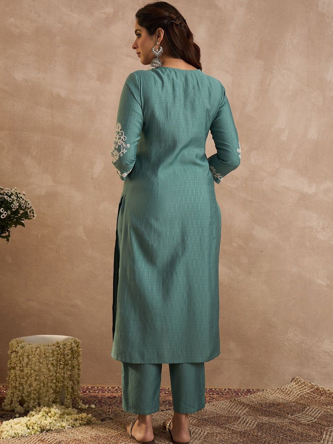 Floral Embroidered Straight Thread Work Kurta With Trouser