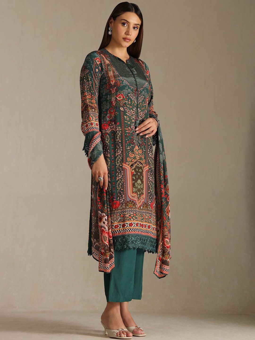 Dhiyona SO Women's Women Ethnic Motifs Printed Beads and Stones Kurta with Trousers & Dupatta