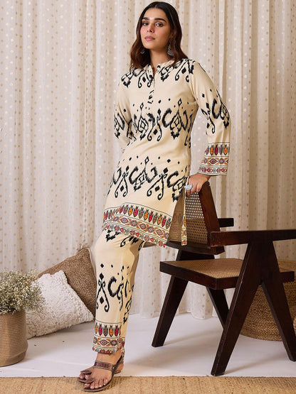 Dhiyona IE Printed Mandarin Collar Tunic With Trousers