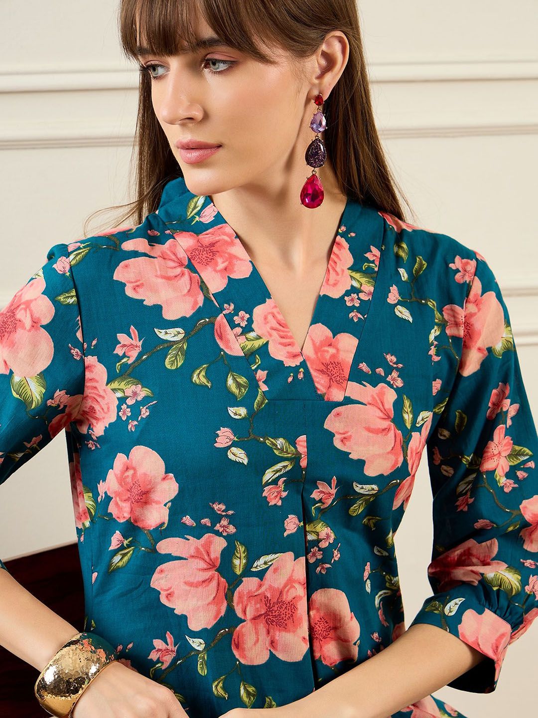 Dhiyona IE Women Teal Kurta Sets