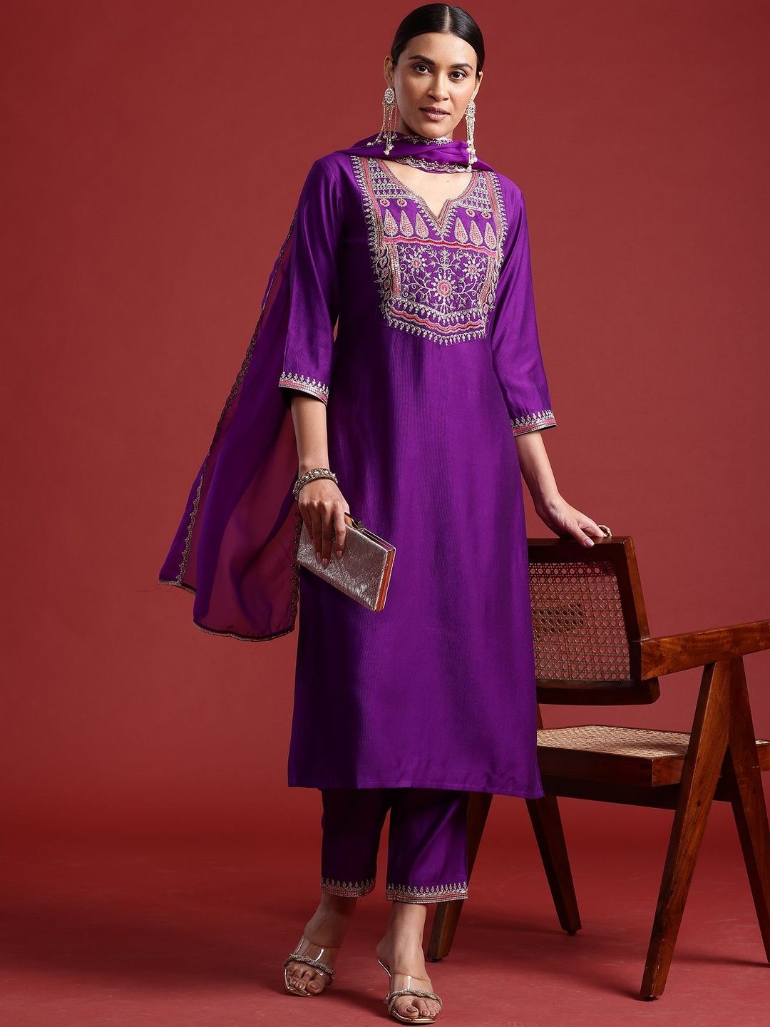 Women Ethnic Motifs Embroidered Regular Thread Work Liva Kurta with Trousers & With Dupatta
