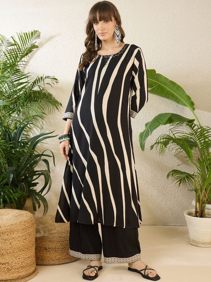 Women Printed Regular Beads and Stones Kurta with Palazzos