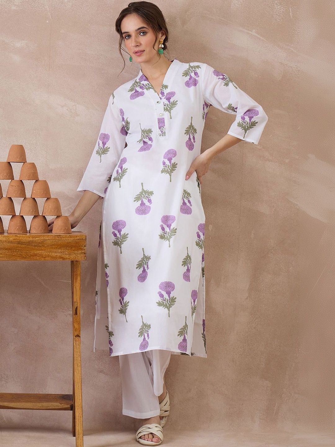Women Floral Printed Regular Pure Cotton Kurta with Trousers
