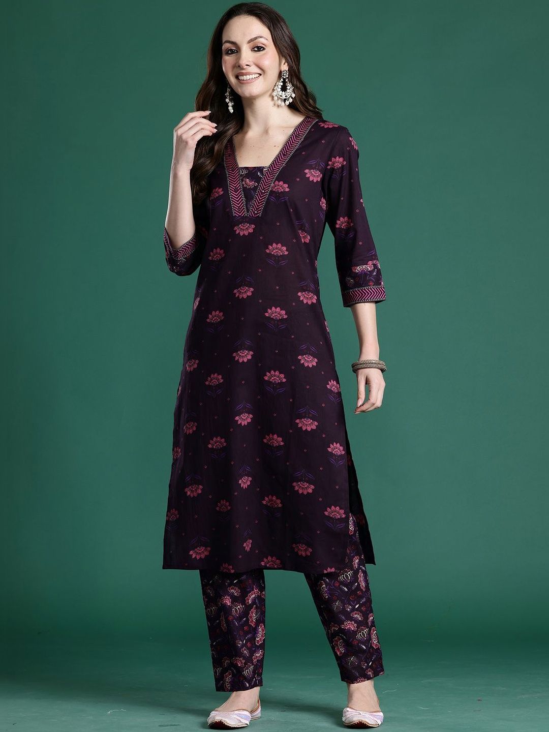 Women Floral Printed Regular Thread Work Pure Cotton Kurta with Trousers
