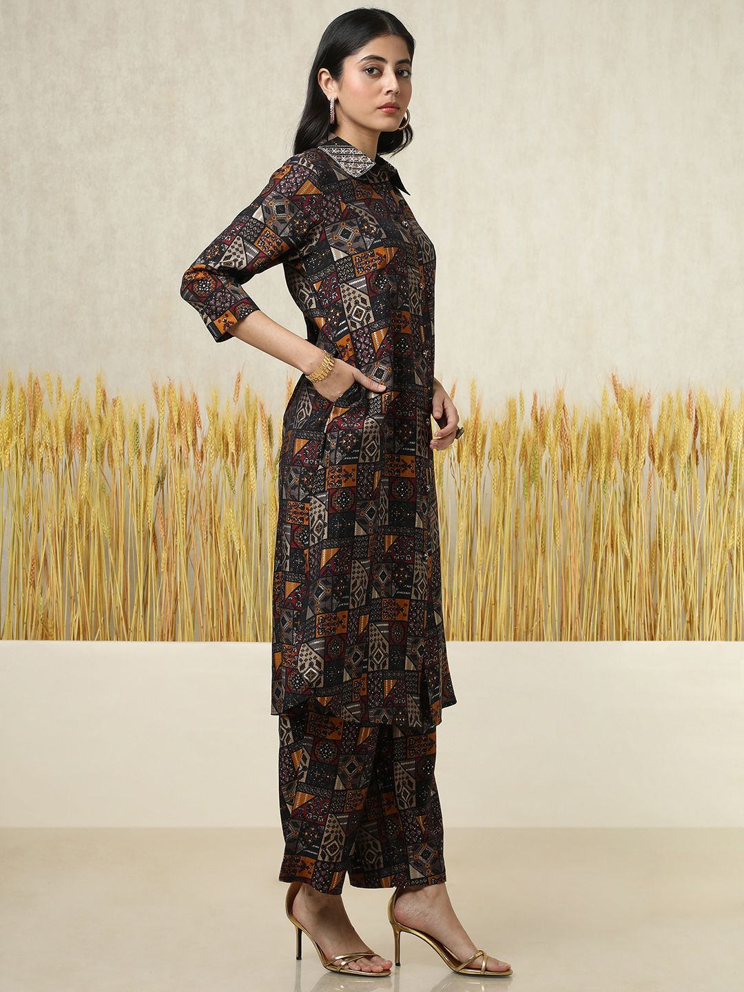 Dhiyona SO Women's Women Ethnic Motifs Printed Regular Mirror Work Kurta with Palazzos