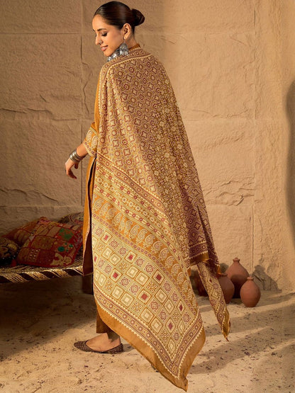 Floral Embroidered Mirror Work Pure Cotton Kurta With Trousers & Dupatta