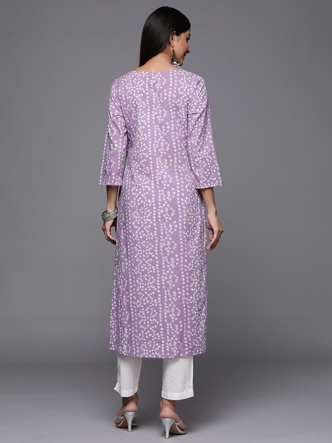 Dhiyona VR Women's Lavender Bandhani Print Embroidered Kurta Has Round Neck