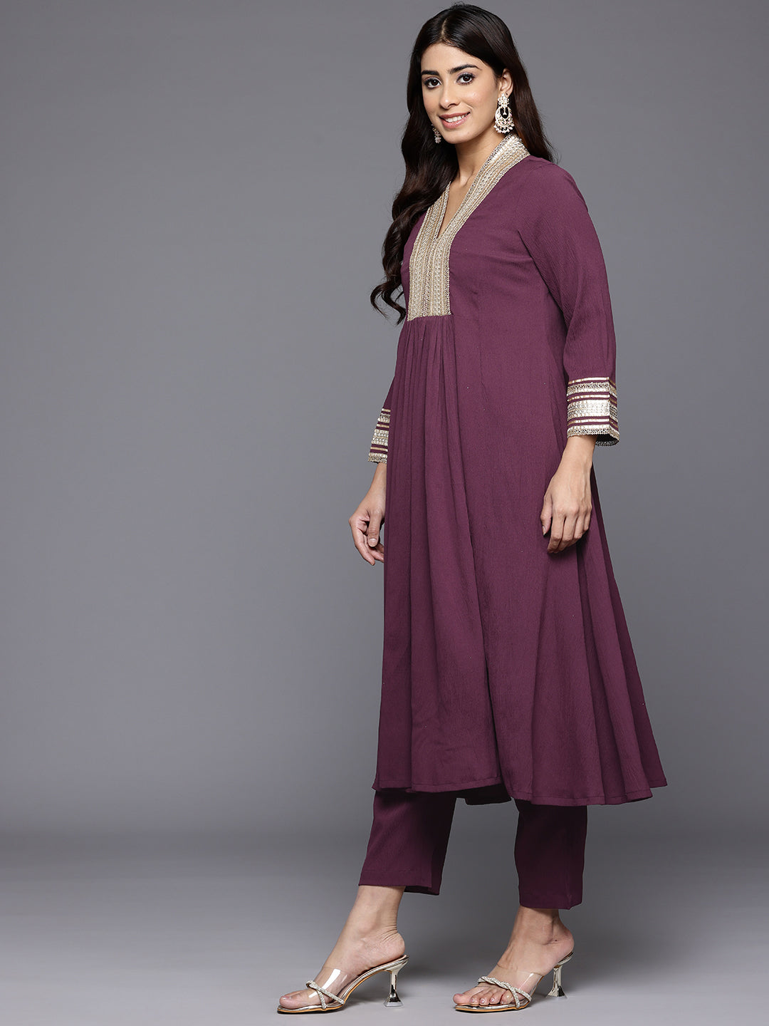 Dhiyona VR Women's Purple Zari Lace Embellished Yoke A-Line Kurta Set