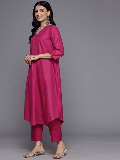 Dhiyona VR Women's Magenta Solid A-Line Kurta Paired With Tonal Bottom