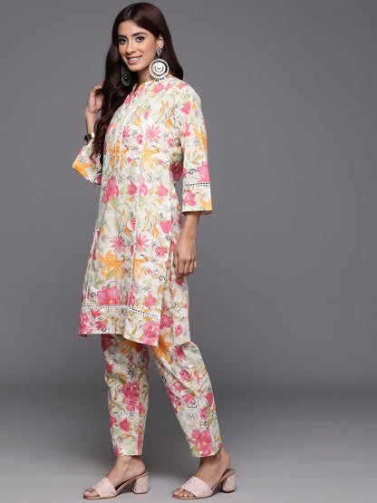 Dhiyona VR Women's Off White Floral Printed Kurta With Bottom