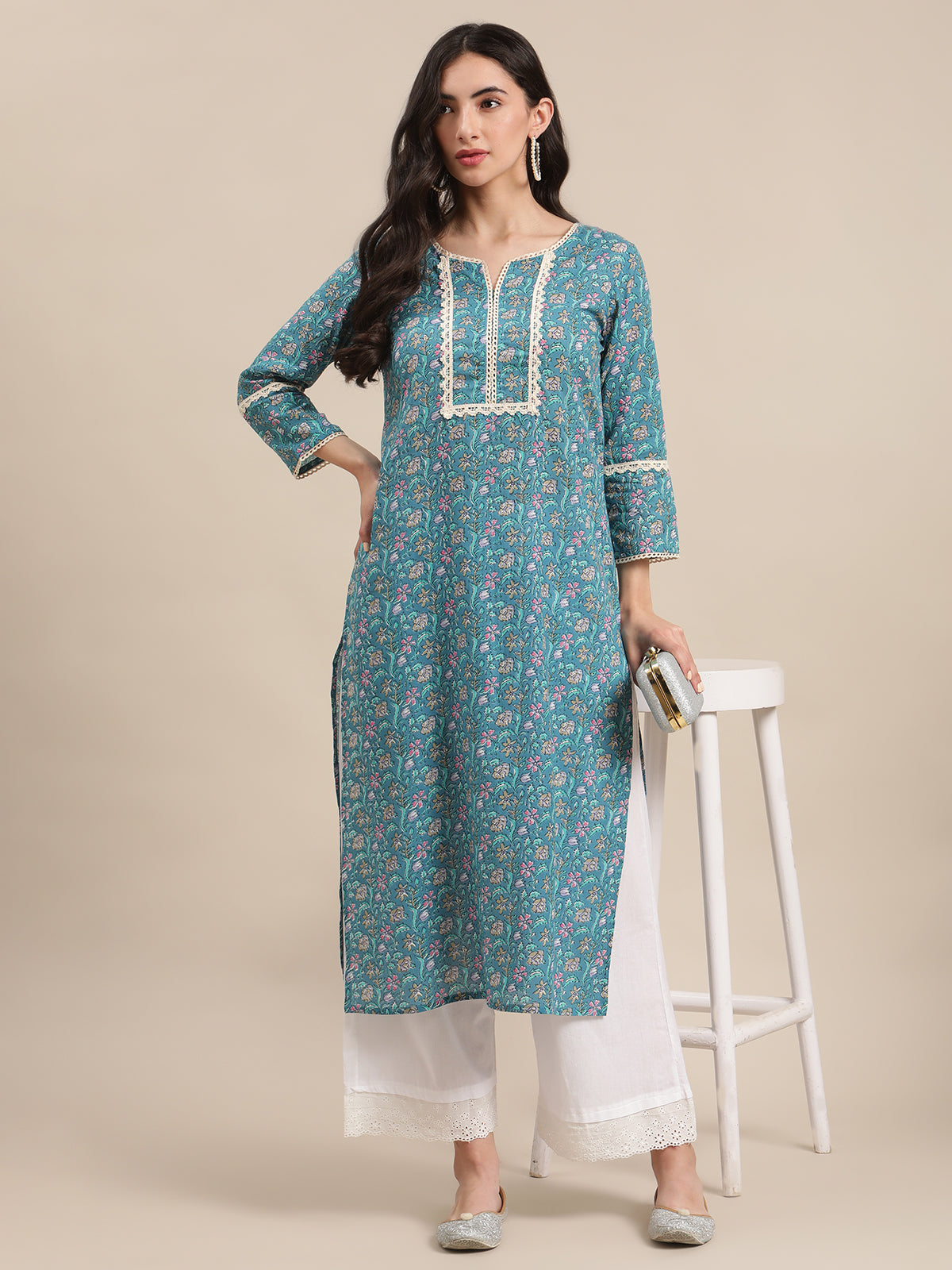 Dhiyona VR Women's Blue Floral Printed Lace Embellished Kurta With 3/4Th Sleeves