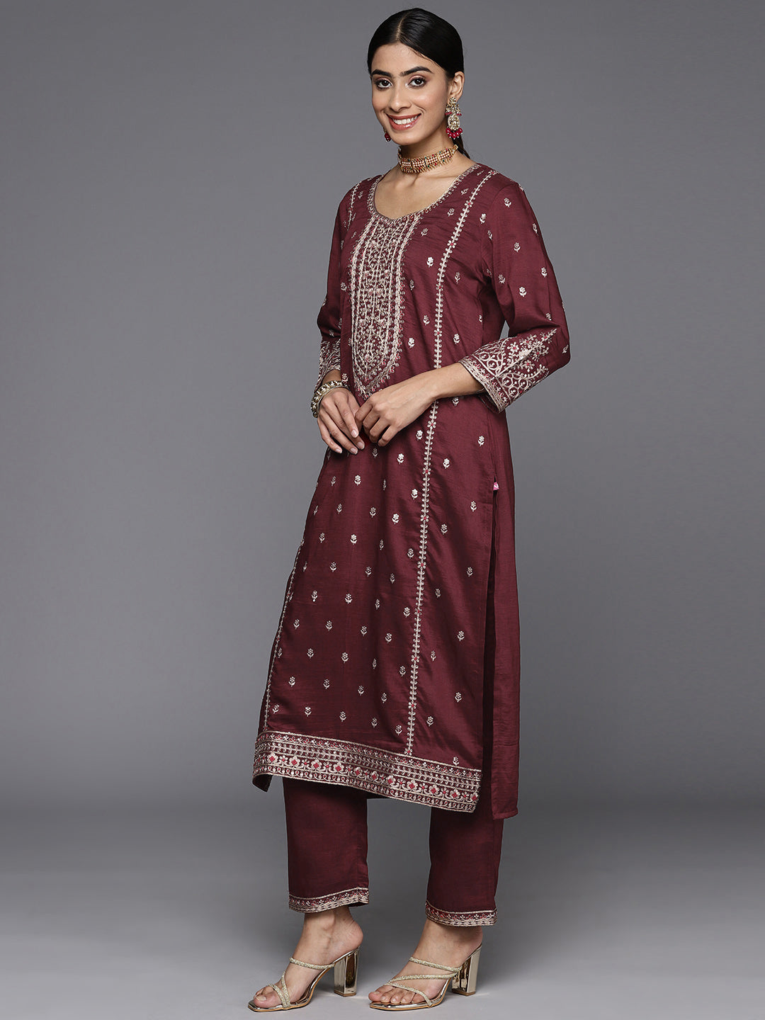 Dhiyona VR Women's Maroon Embroidered Kurta Paired With Tonal Bottom And Dupatta