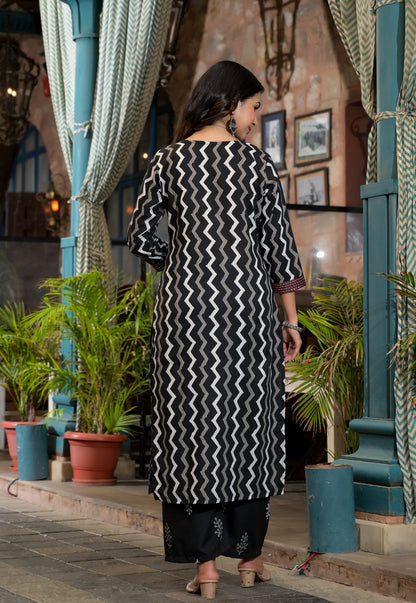 Women Black Kurta And Pant Set With Dupatta