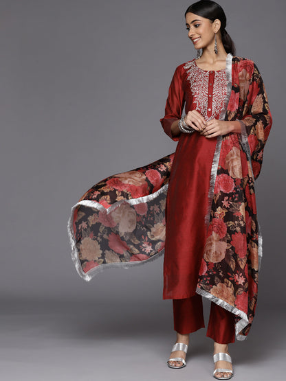 Dhiyona VR Women's Red Embroidered Kurta With Tonal Trouser And Printed Dupattta
