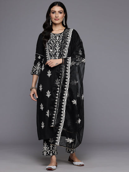 Dhiyona VR Women's Black Round Neck Thread Embroidered Kurta Paired With Bottom And Dupatta