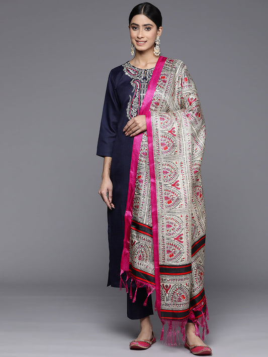 Dhiyona VR Women's Solid Round Neck Yoke Kurta Paired With Tonal Bottom And Contrast Dupatta
