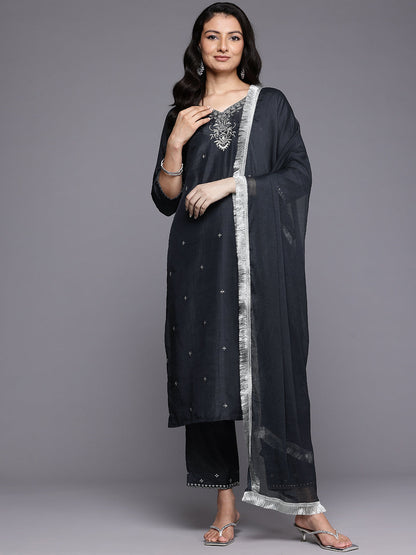 Dhiyona VR Women's Grey Silk Thread And Zari Embroidered , Sequins Embellished Kurta Paired With Bottom And Dupatta