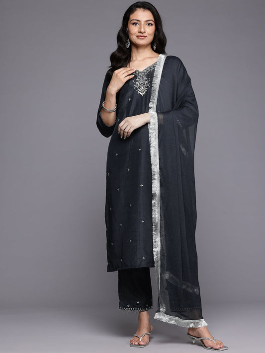 Dhiyona VR Women's Grey Silk Thread And Zari Embroidered , Sequins Embellished Kurta Paired With Bottom And Dupatta
