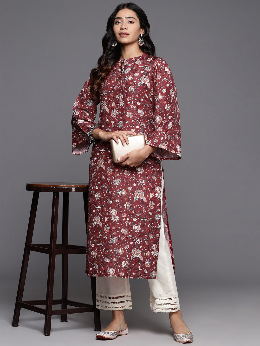 Dhiyona VR Women's Maroon Floral Printed Straight Kurta With Flared Sleeves