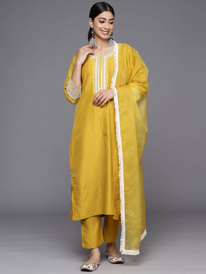 Dhiyona VR Women's Yellow Embroidered Kurta With Tonal Bottom And Tonal Dupatta