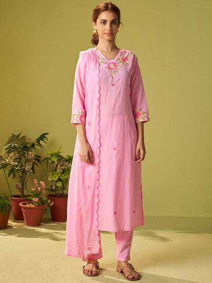 Dhiyona IE Women Floral Embroidered Thread Work Kurta with Trousers & With Dupatta
