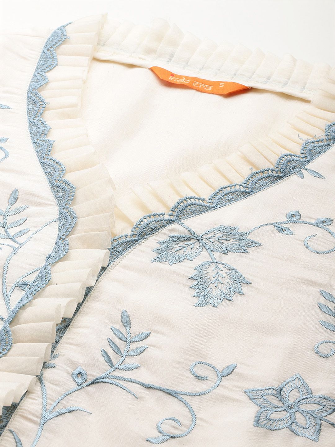 Women Floral Embroidered Regular Kurta with Trousers & With Dupatta