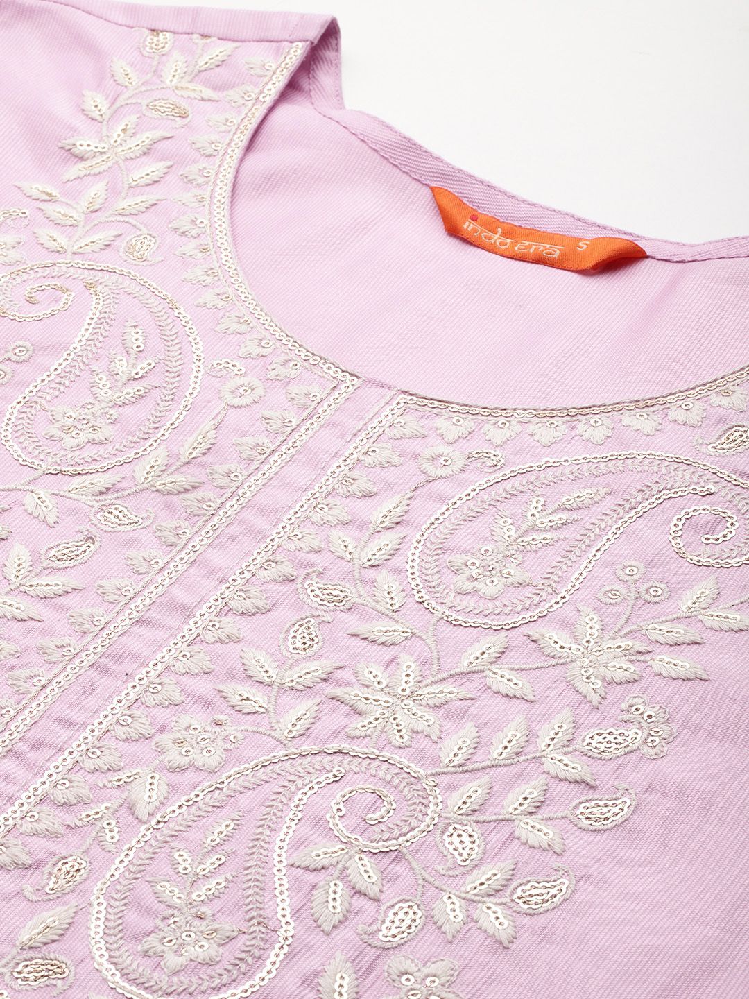 Dhiyona IE Ethnic Motifs Embroidered Thread Work Liva Kurta with Trousers & Dupatta