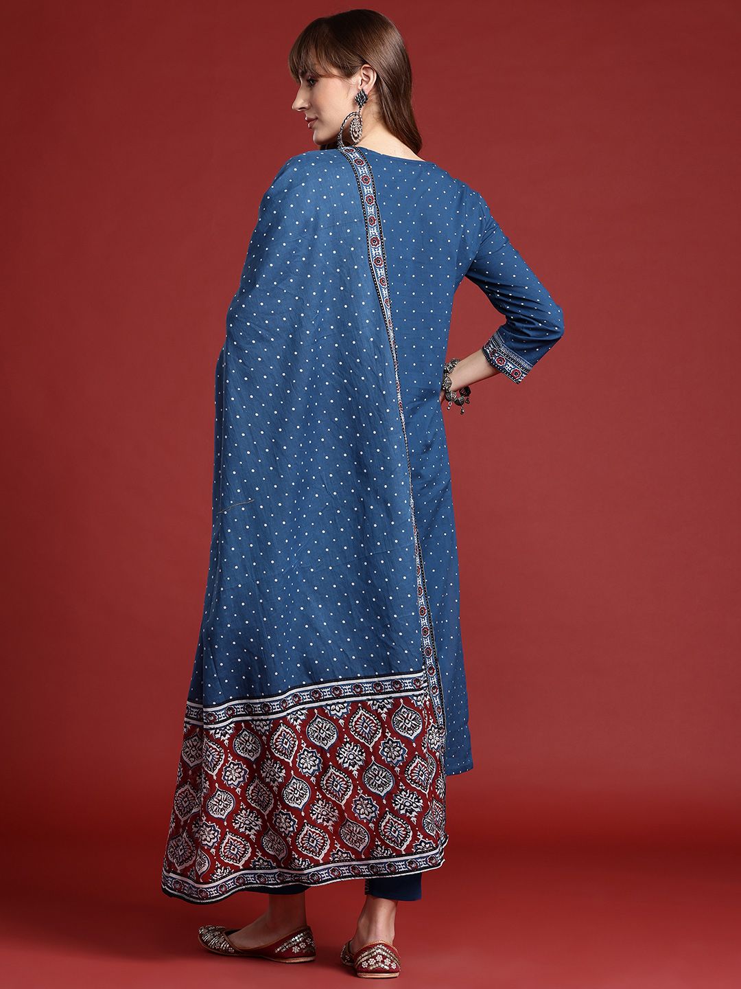 Ethnic Motifs Printed Thread Work Kurta with Trousers & Dupatta