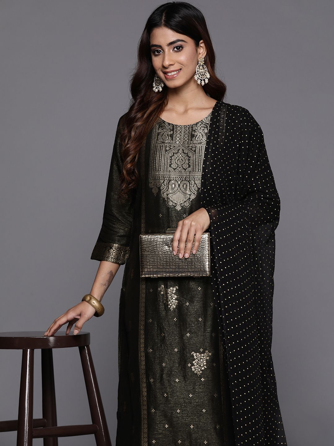Dhiyona VA Women's Woven Design Regular Kurta with Trousers & With Dupatta