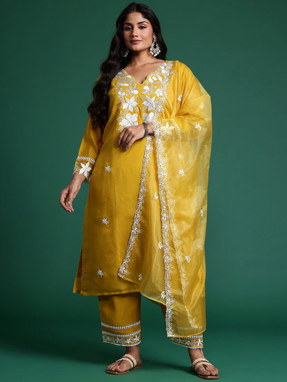 Dhiyona IE Plus Size Floral Embroidered Thread Work Kurta with Trousers & With Dupatta