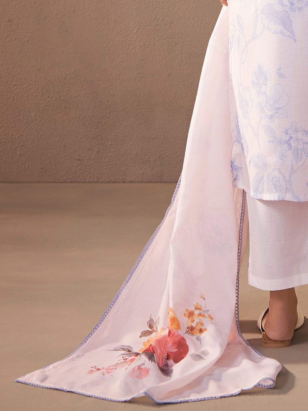 Floral Printed Beads and Stones Linen Straight Kurta with Trousers & Dupatta