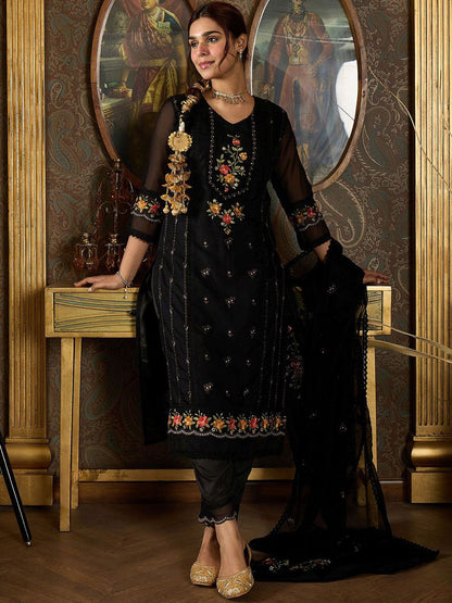 Floral Embroidered Sequinned Panelled Organza Kurta With Trousers & Dupatta