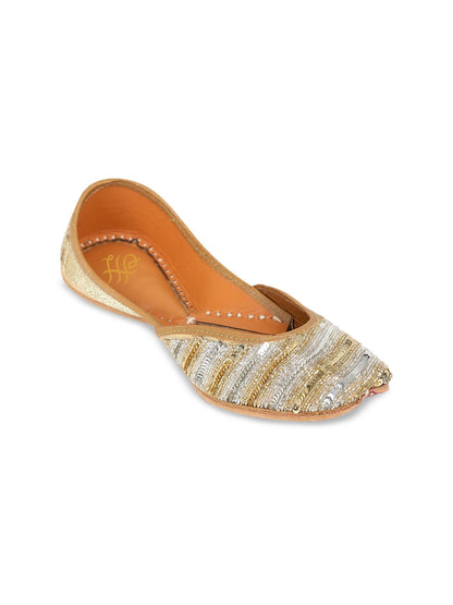 Dhiyona HOP Square Toe Ethnic Embellished Fabric Mojaris