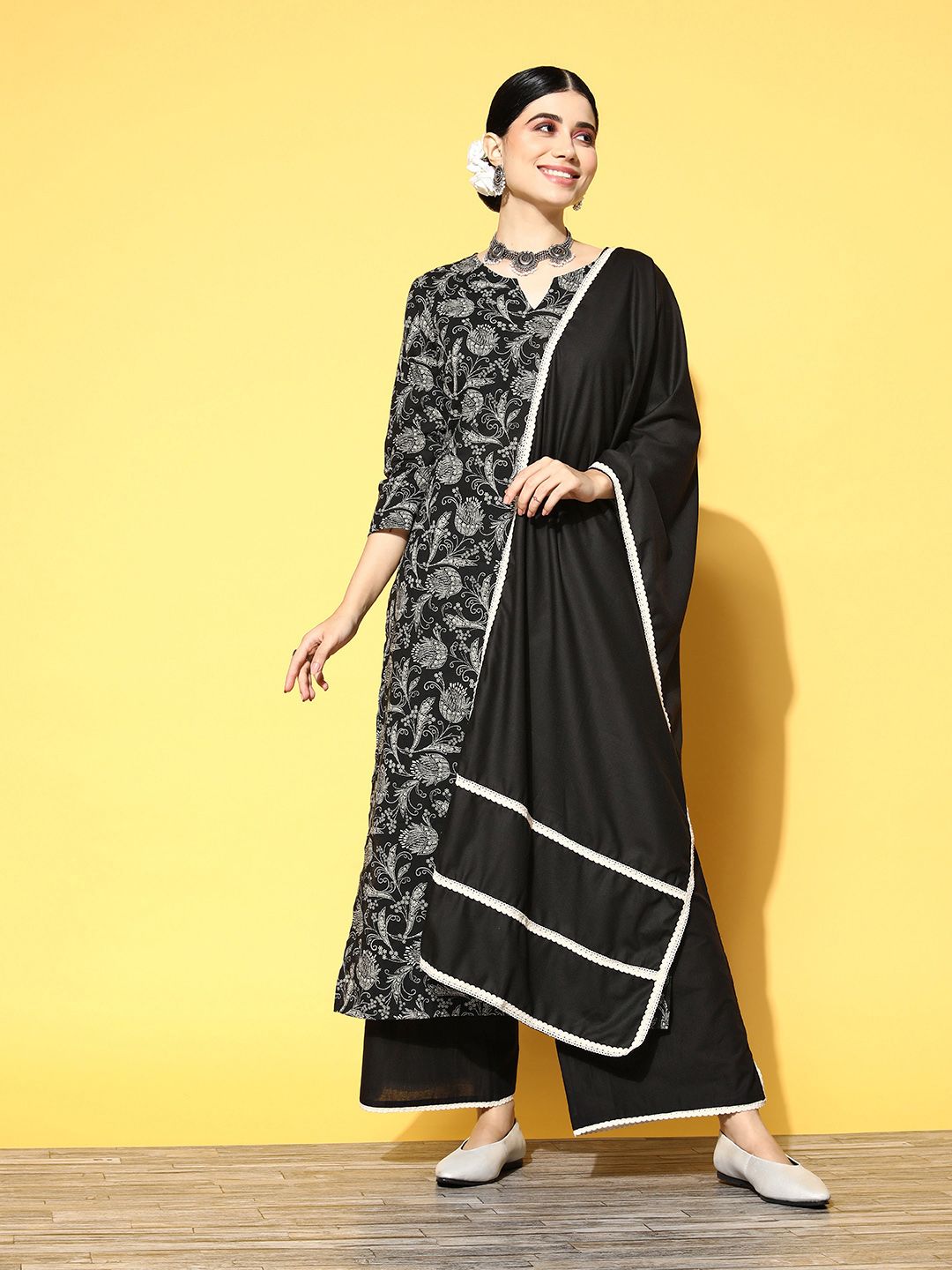 Dhiyona IE Women Black Ethnic Motifs Printed Kurta with Trousers & With Dupatta