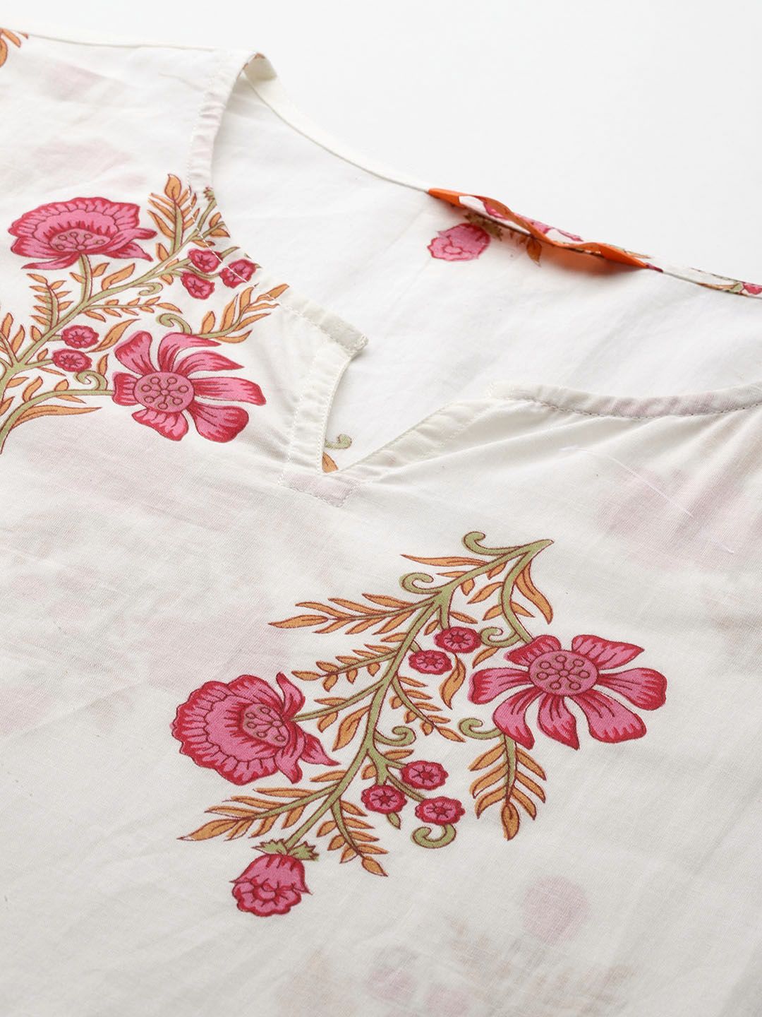 Dhiyona IE Women Floral Printed Pure Cotton Kurta with Trousers