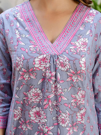 Dhiyona IE Floral Printed Panelled V-Neck Pure Cotton Kurta With Trousers & Dupatta