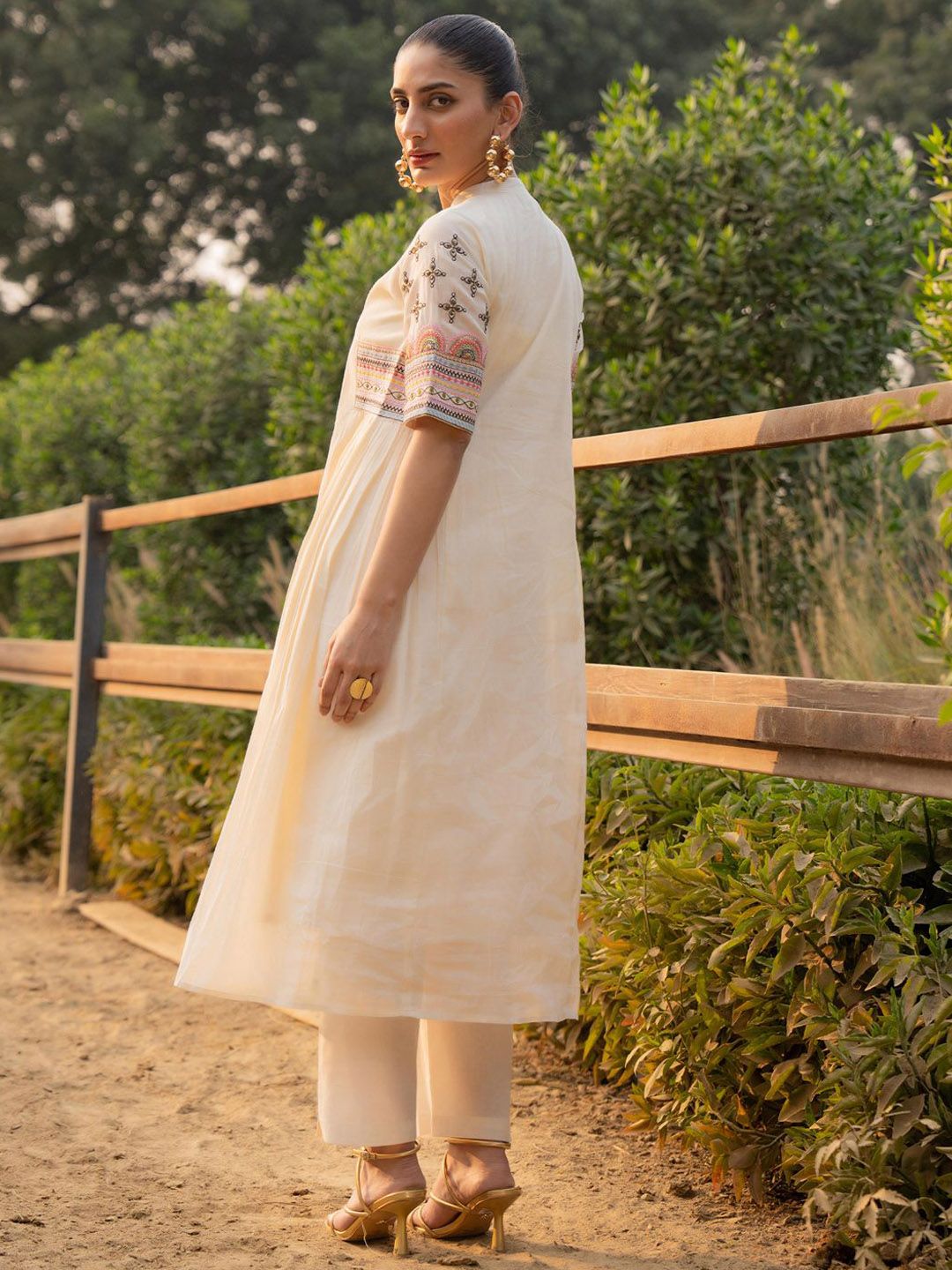 Dhiyona IE Ethnic Motifs Yoke Design Mandarin Collar Pure Cotton A-Line Kurta With Trousers