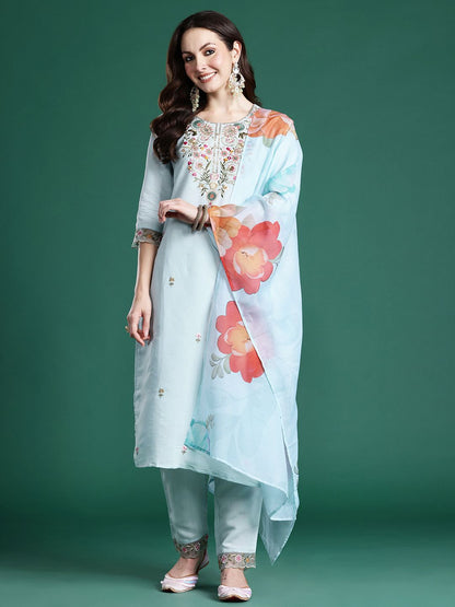 Ethnic Motifs Embroidered Thread Work Kurta with Trousers & With Dupatta