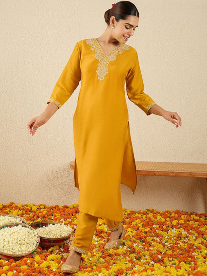 Dhiyona IE Embroidered V Neck Top With Trousers Co-Ords