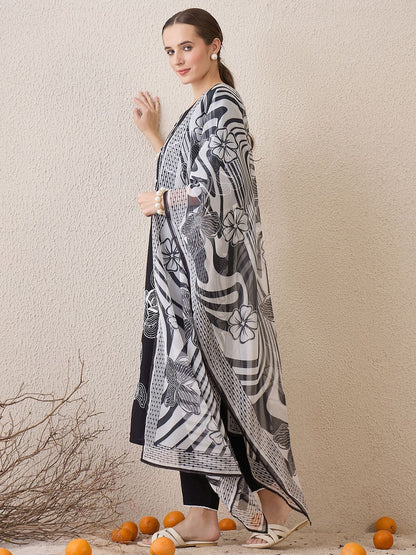 Dhiyona IE Floral Embroidered Round Neck Sequinned Linen Kurta With Trousers & Dupatta