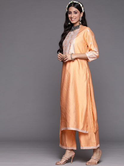 Women Orange Ethnic Motifs Printed Liva Kurta with Trousers & With Dupatta