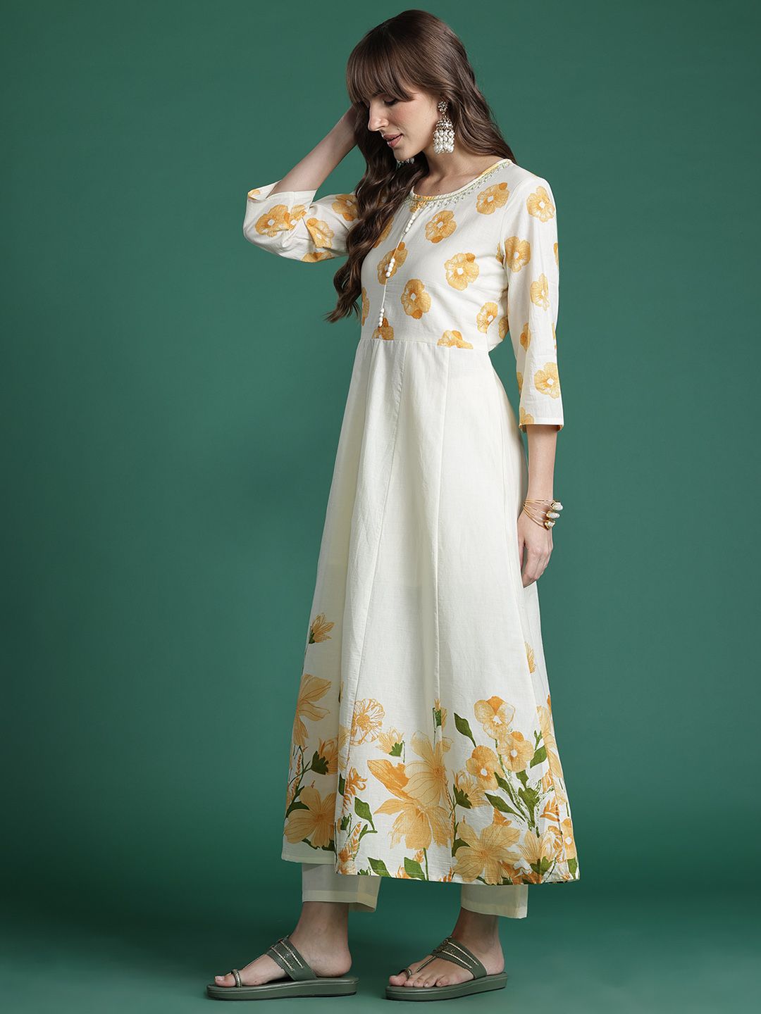 Floral Printed Empire Pure Cotton Kurta with Trousers & Dupatta